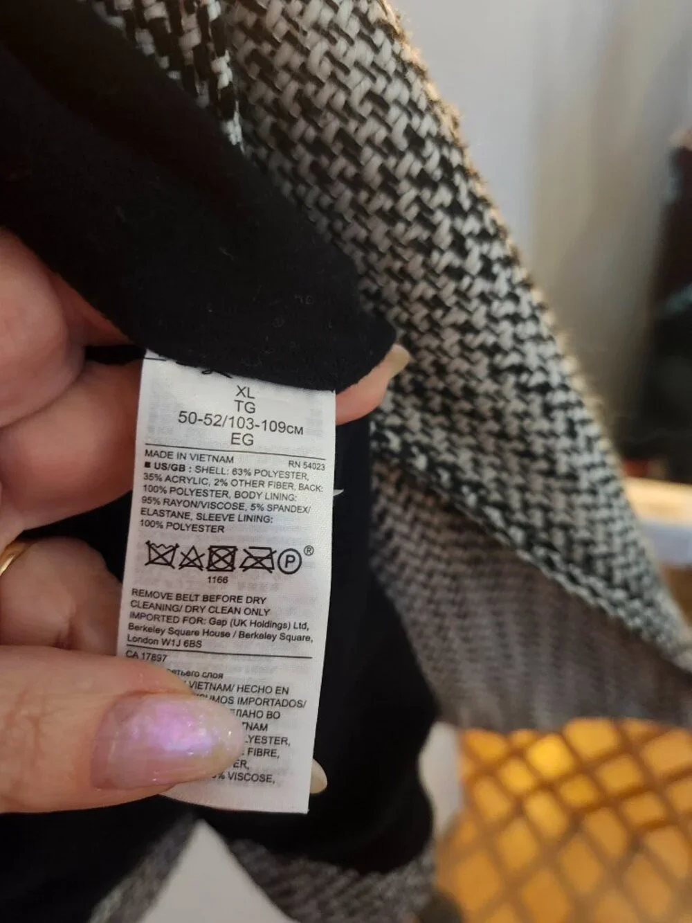 Banana Republic Black & White Classic Wardrobe Belted Trench Coat